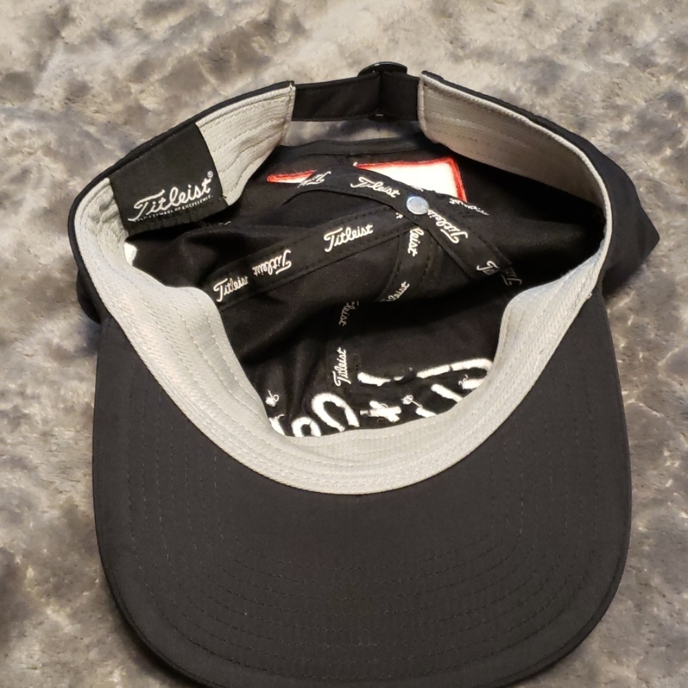 fitleist hat - Picture 5 of 5